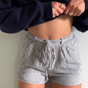 LA hearts striped shorts
